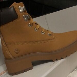 TIMBERLAND BOOTS